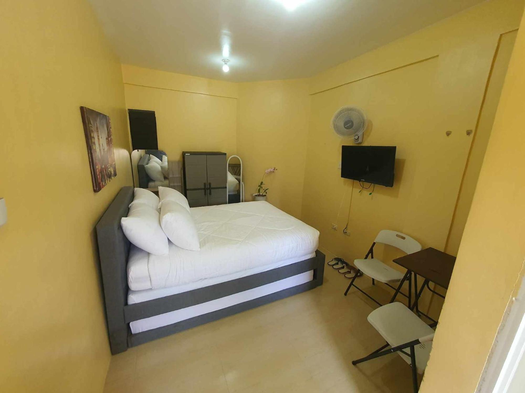 Lucena Meg'S Studio Apmnt Vip Rm-Near Sm-Wifi Apartment Exterior photo